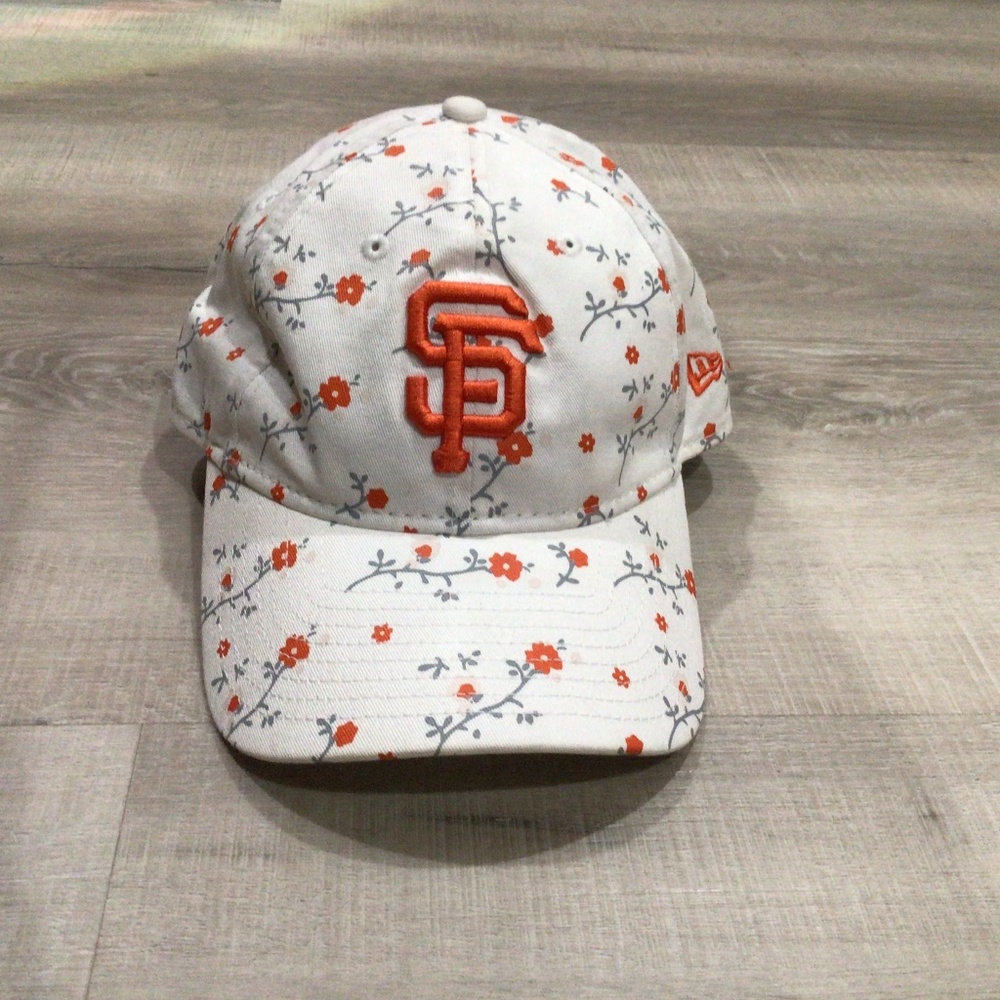 Cute SF Giants Floral Ladies Cap